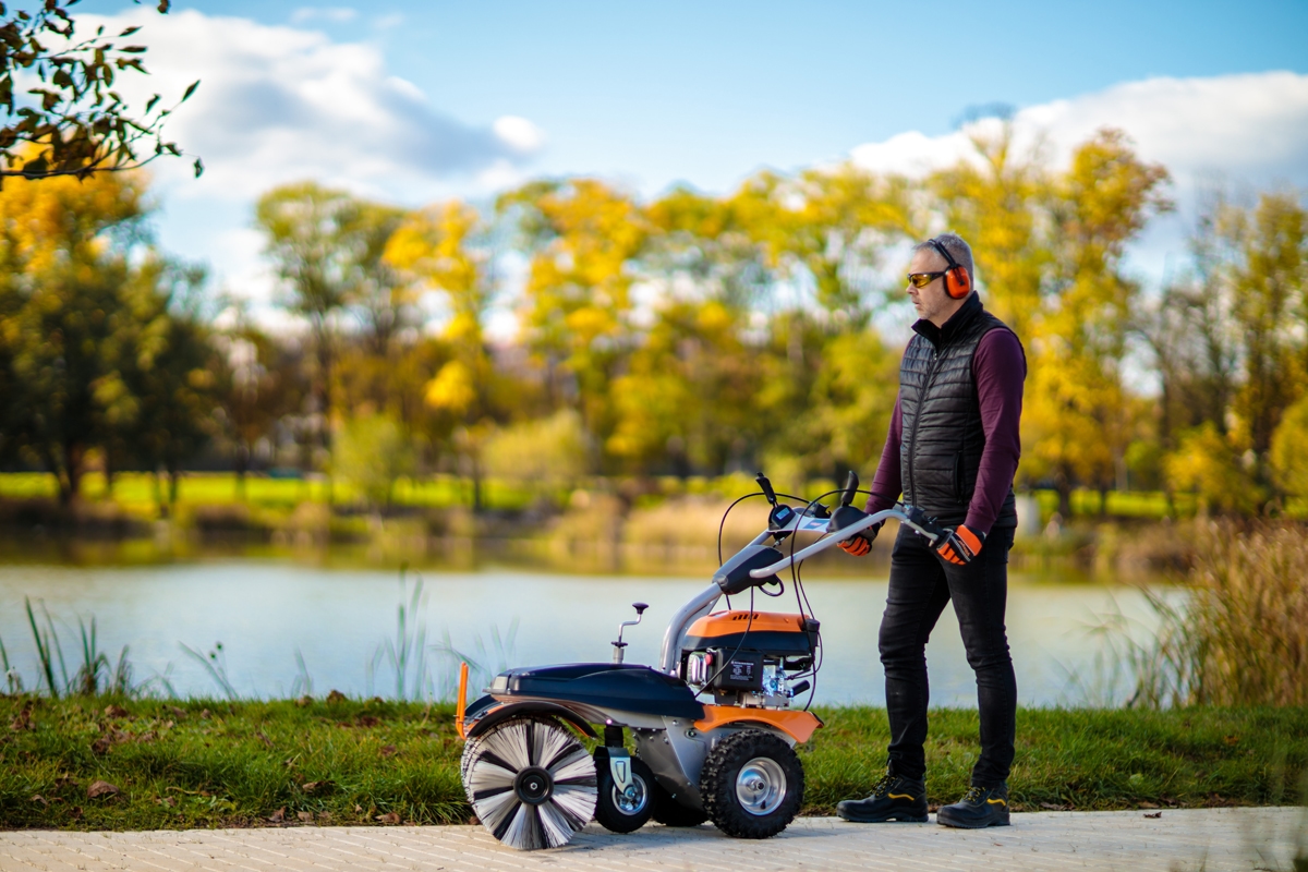 6864729be98047d4e3bb2f58