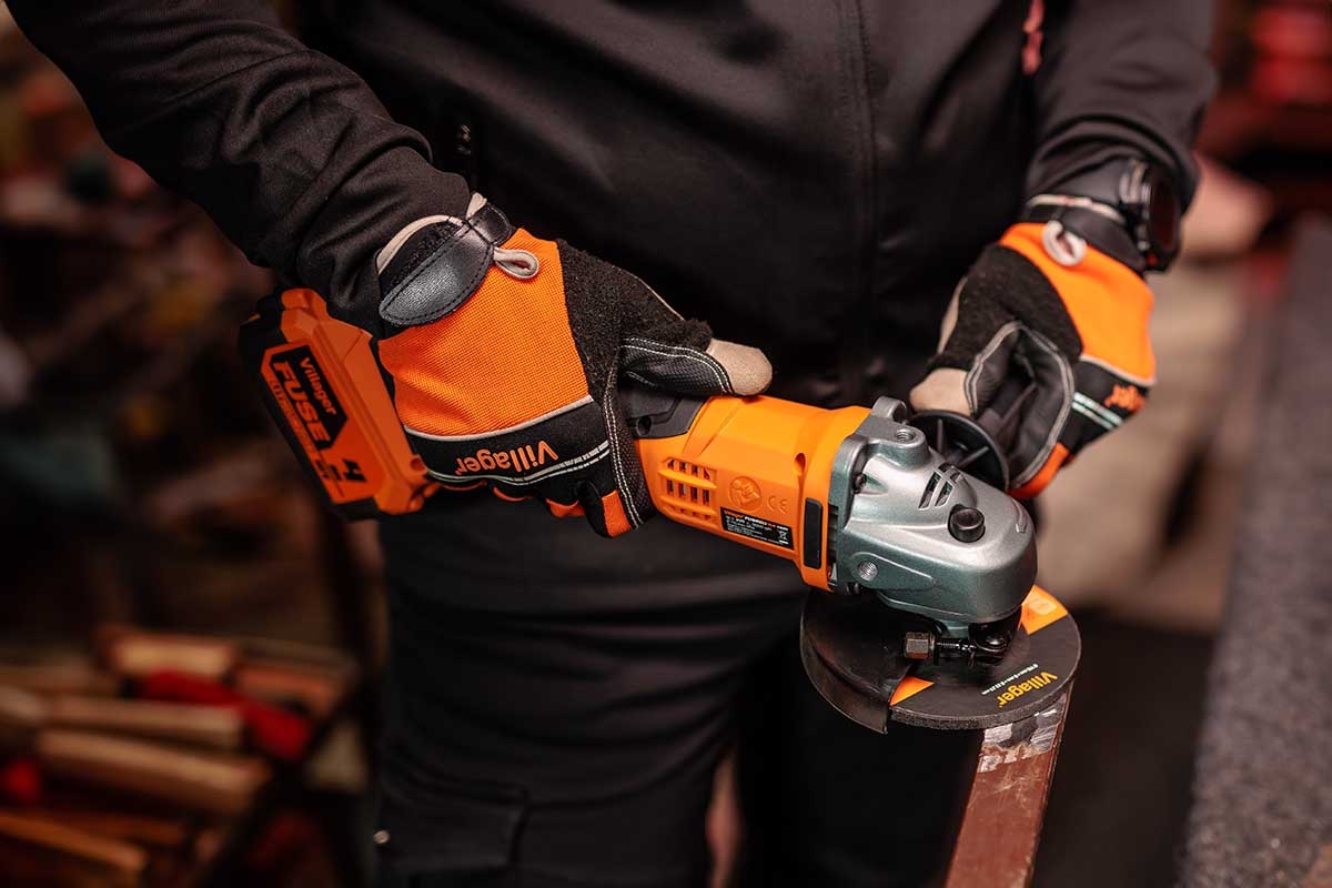 6864737de98047d4e3bc0382