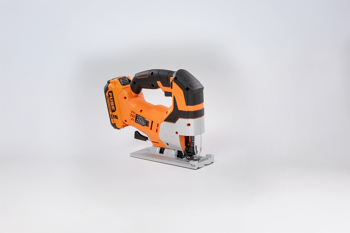 6864737ee98047d4e3bc043b