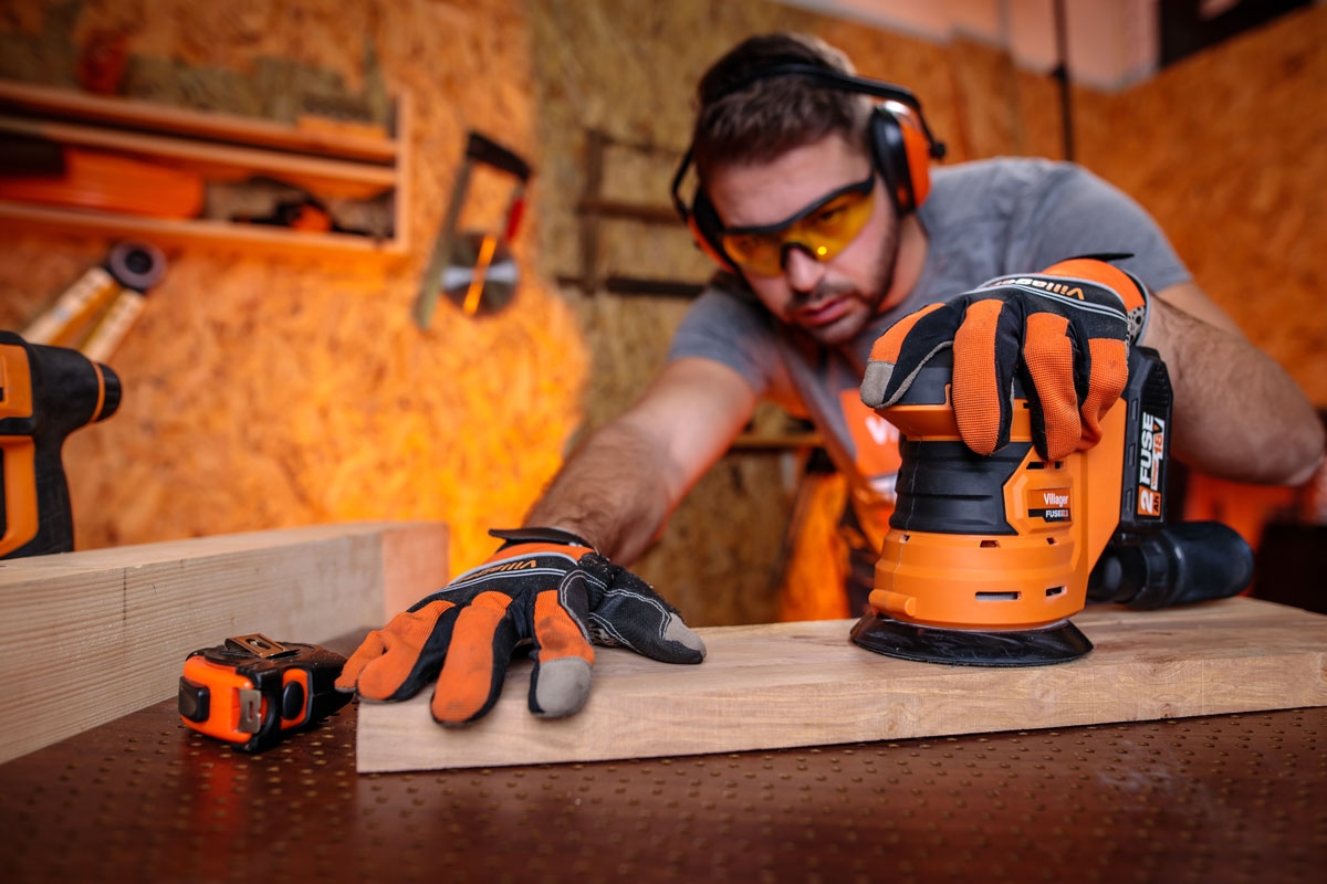 6864738de98047d4e3bc0ba9