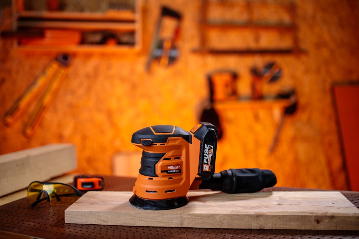 6864738de98047d4e3bc0bb6