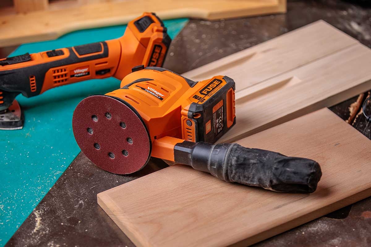 6864738de98047d4e3bc0bca