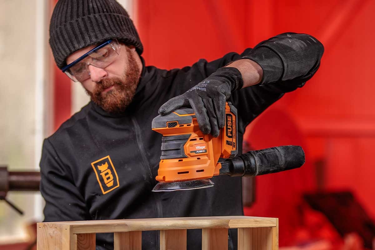 6864738ee98047d4e3bc0bcf