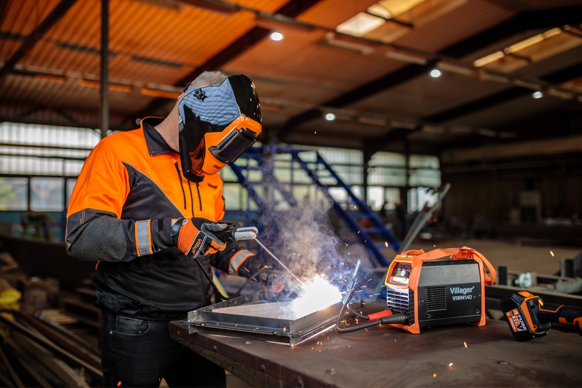 68647409e98047d4e3bc7b18